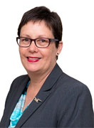 Dr Lynne McKinlay